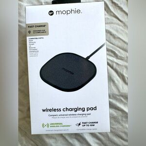 MOPHIE WIRELESS CHARGING PAD